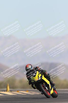 media/Oct-26-2025-Race Pace (Sun) [[c1447ca738]]/Non Verified (1st 20 Minutes of every Hour)/4-Turn 14 (1110am)/